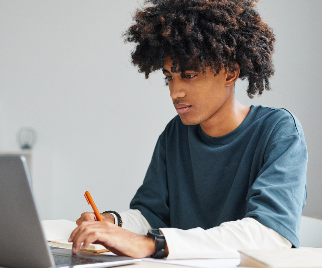 GDF lança curso gratuito online de programação e IA para maiores de 16 anos