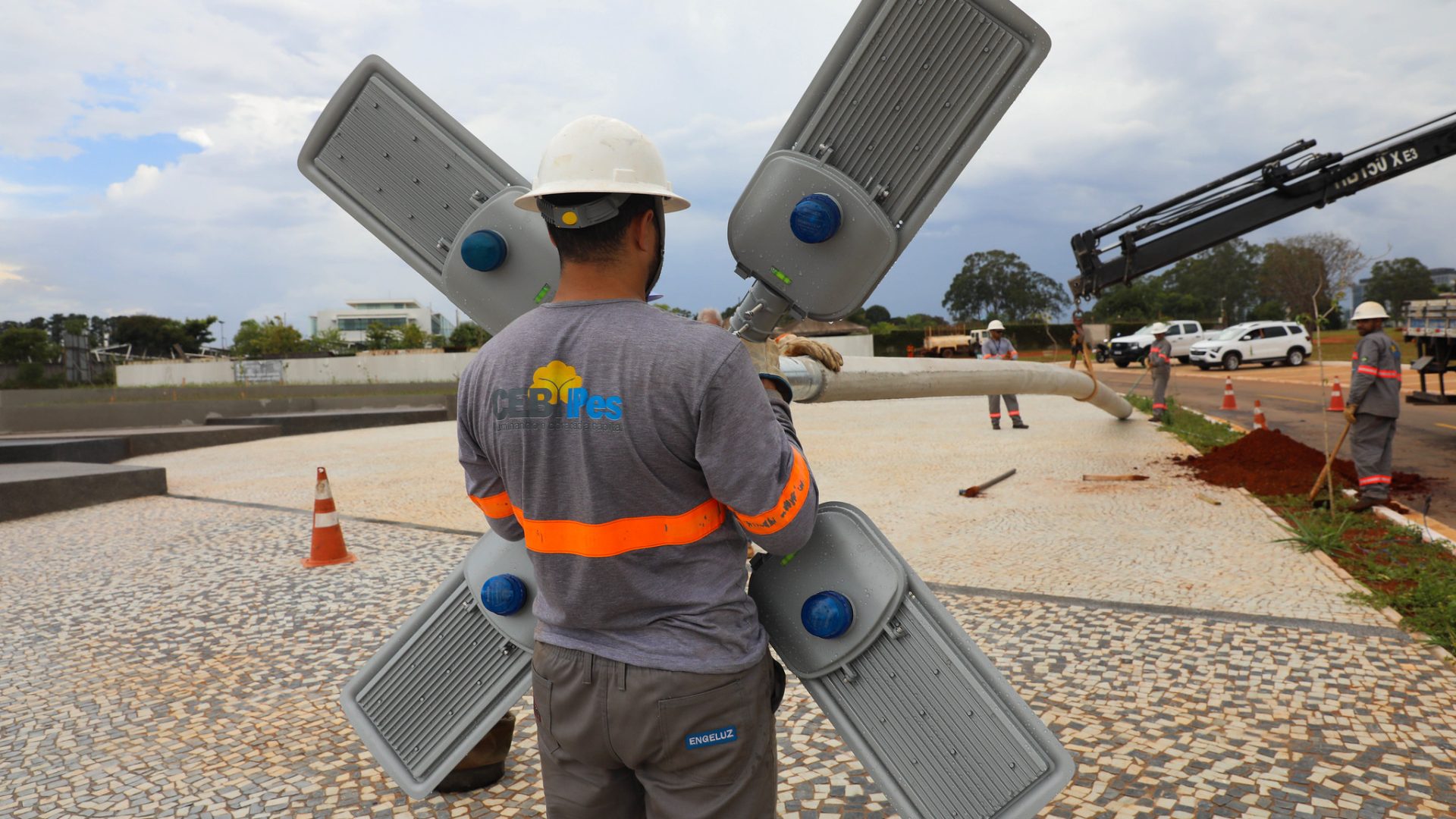 Programa de modernização do GDF já instalou mais de 120 mil luminárias de LED em todas as regiões administrativas