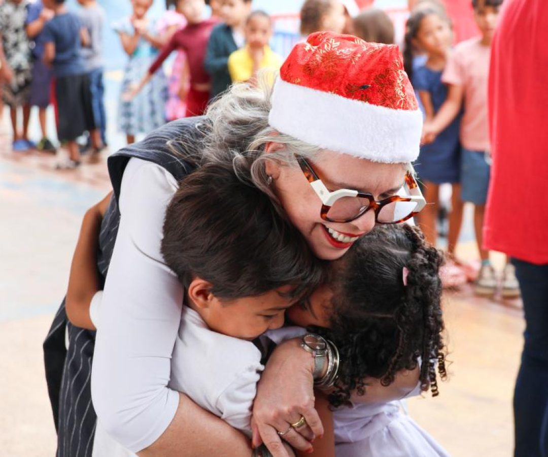 Escolas da rede pública do DF recebem ceia especial no Sabor de Natal