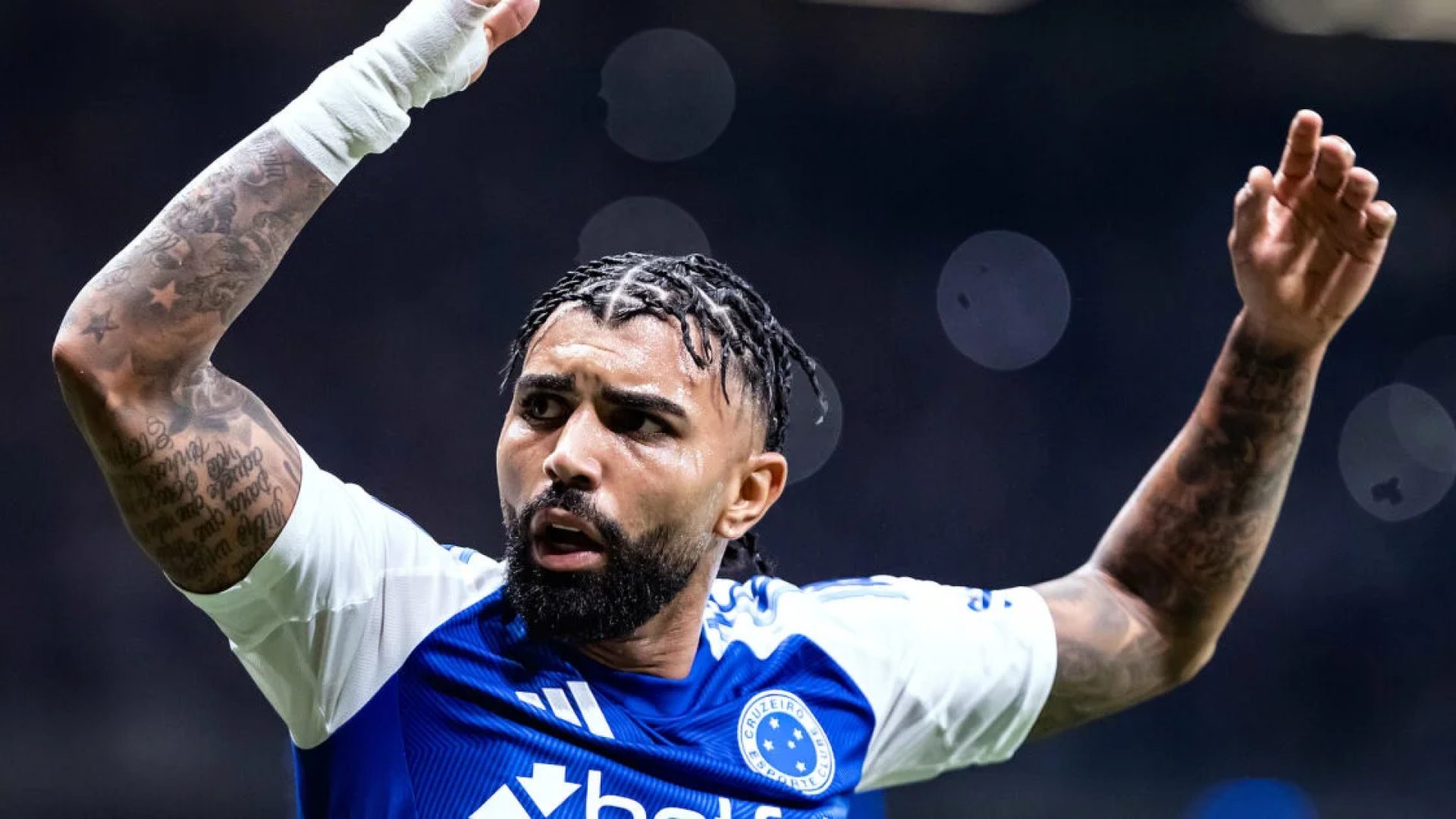 ‘Assumo minha responsabilidade e meu erro’, admite Gabigol após pênalti perdido