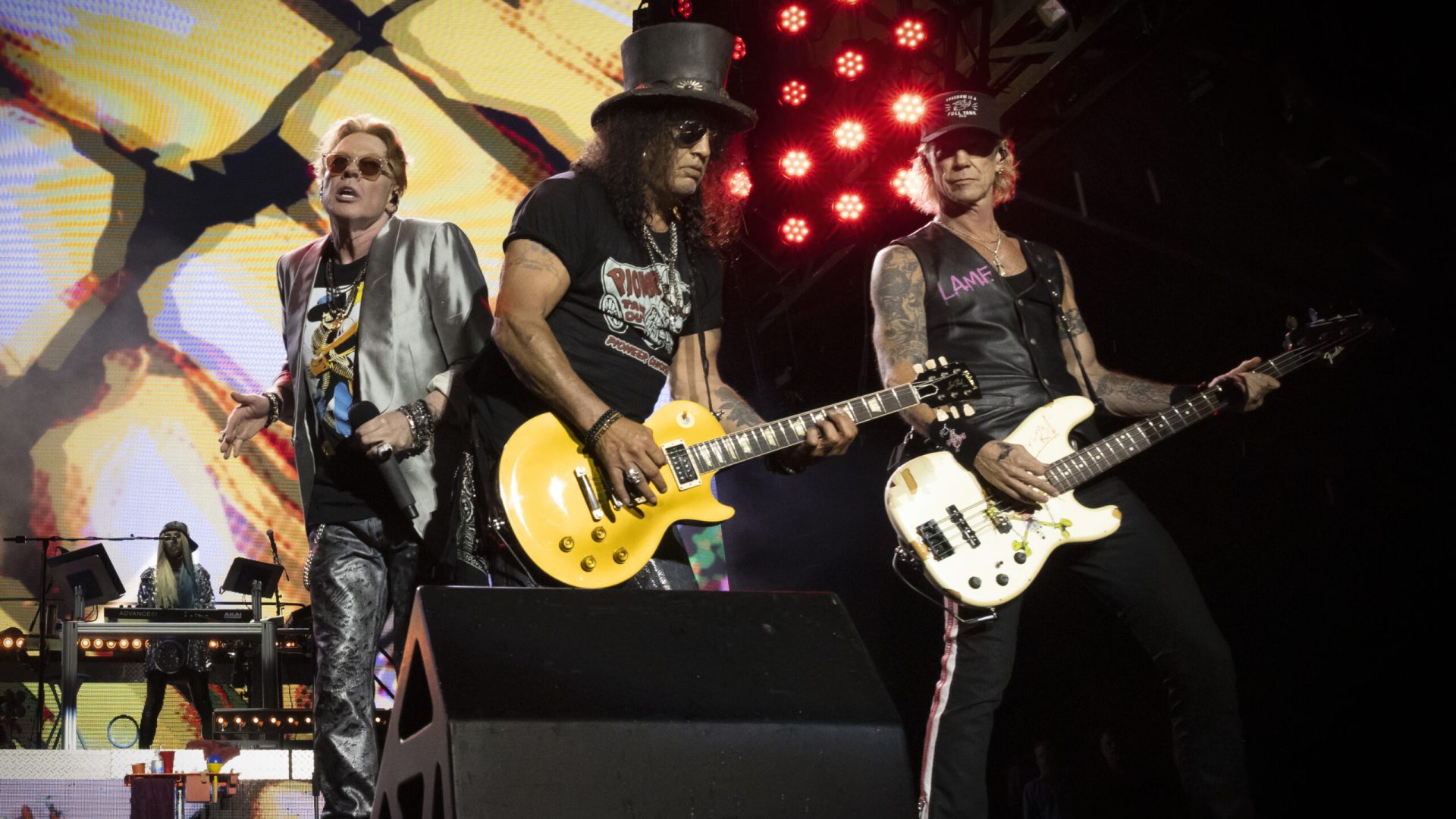 Guns N’ Roses encerra turnê no Brasil com show histórico em Brasília