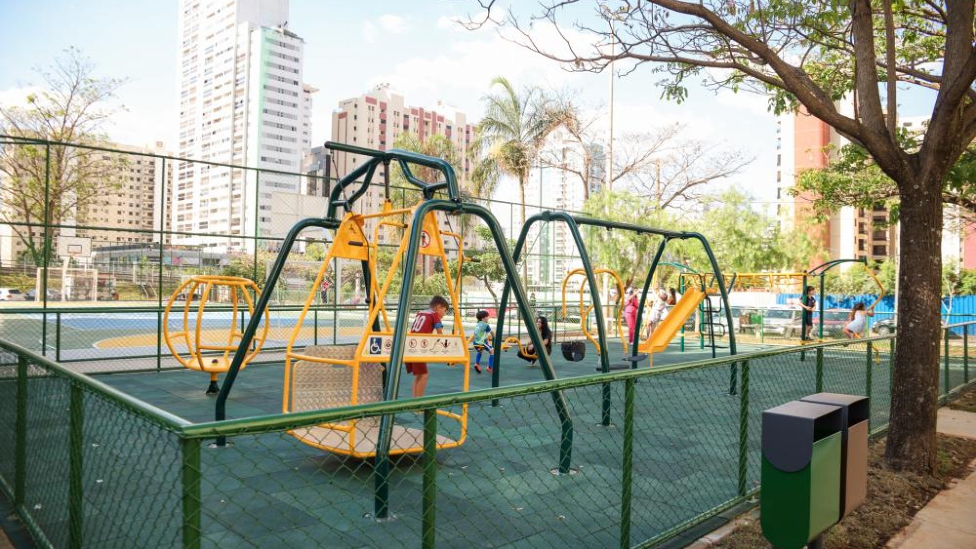 Parceria entre GDF e iniciativa privada reforma Praça Quero-Quero, em Águas Claras