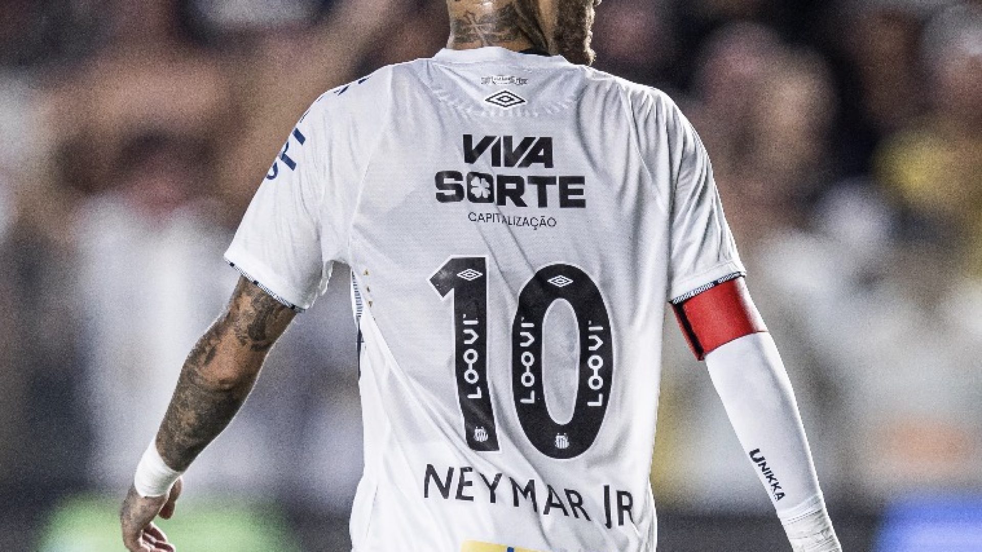 Neymar pode não entregar títulos, mas entrega seguidores: Santos dispara nas redes sociais