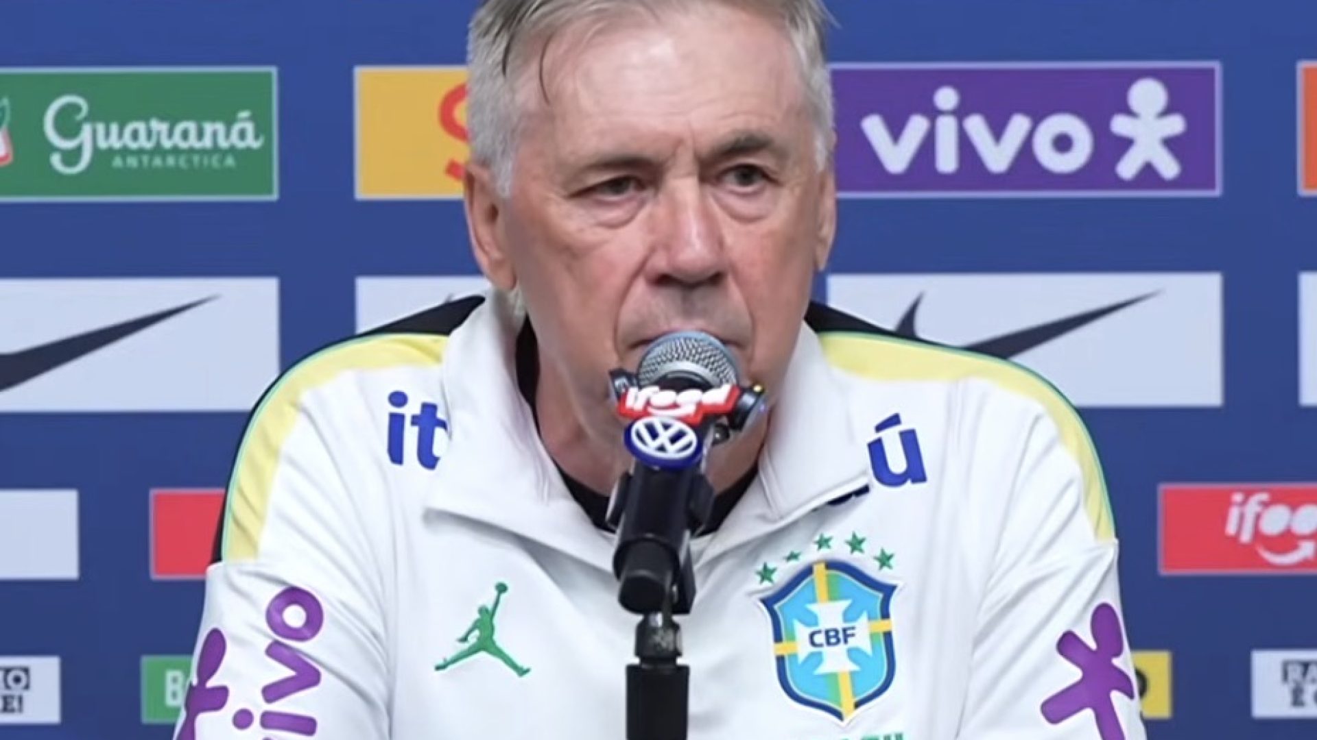Ancelotti deve aceitar o chamado da Itália? Depois do fracasso no Brasil, essa pode ser a saída ideal