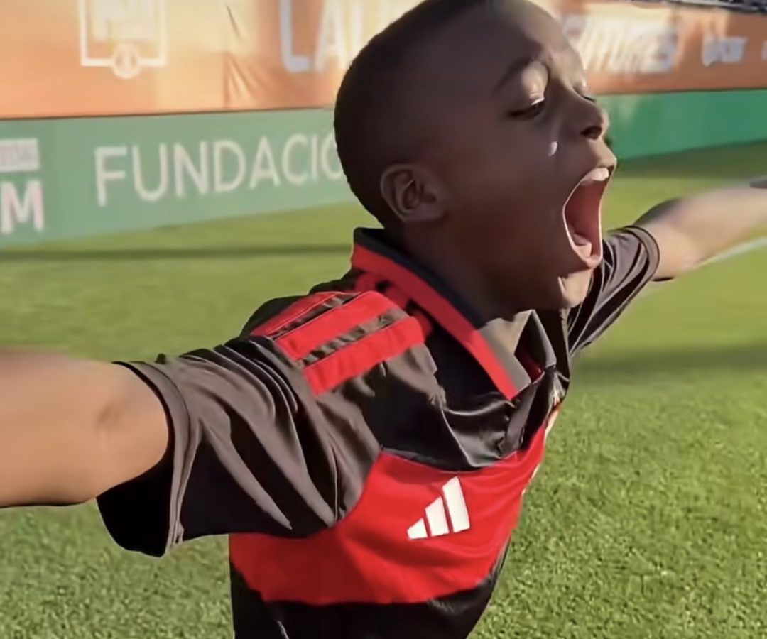 Flamengo vai à final, um paraibano vira sensação mundial e o racismo deixa sua marca no Sub-12