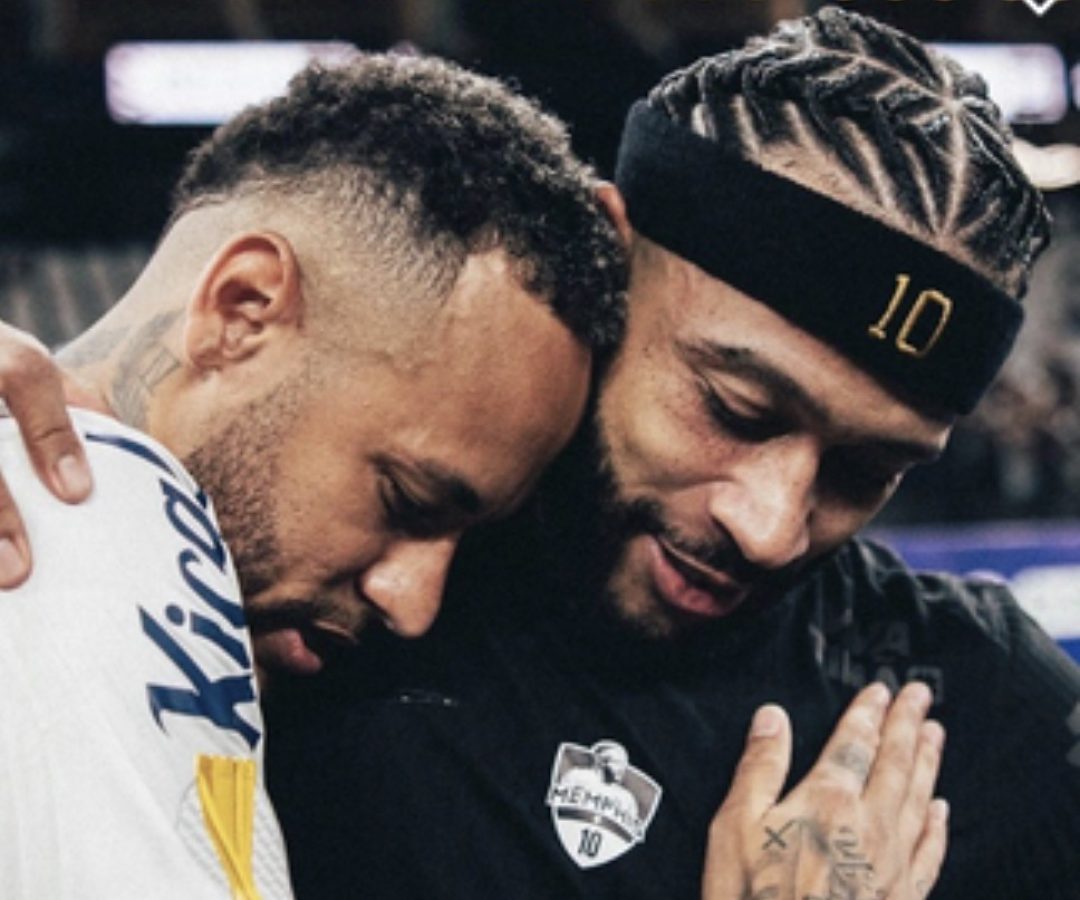 Neymar e Memphis Depay: dois salários astronômicos, duas atitudes questionáveis