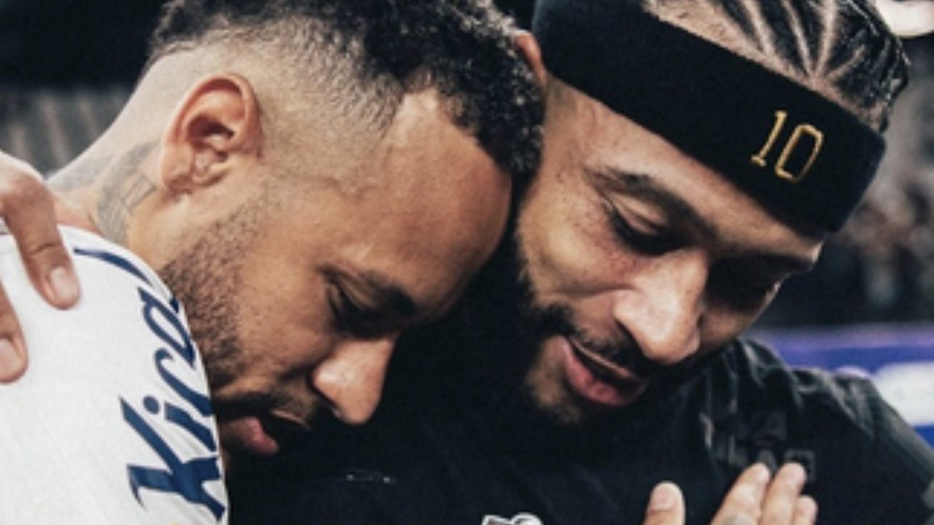 Neymar e Memphis Depay: dois salários astronômicos, duas atitudes questionáveis
