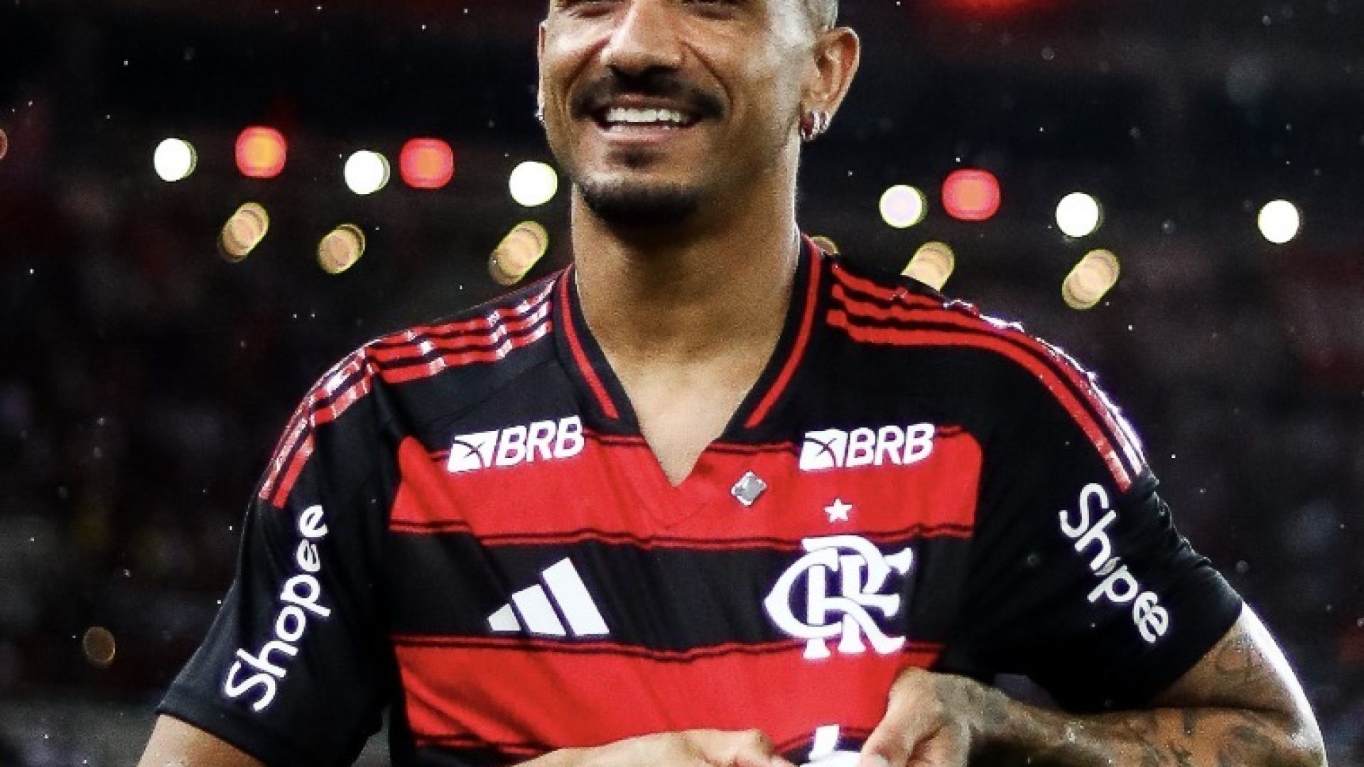 O karma veste rubro-negro | Jornal de Brasília