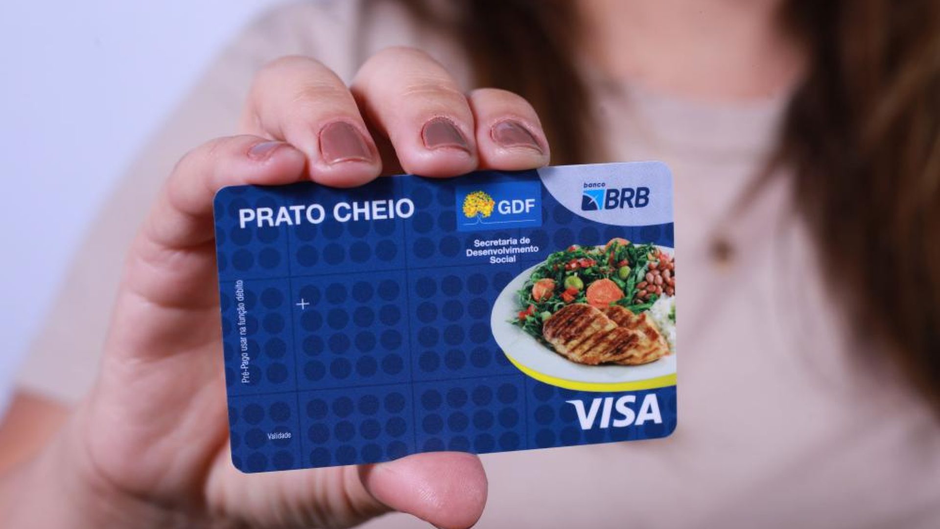 Sedes-DF inclui mais de 6 mil famílias no Cartão Prato Cheio