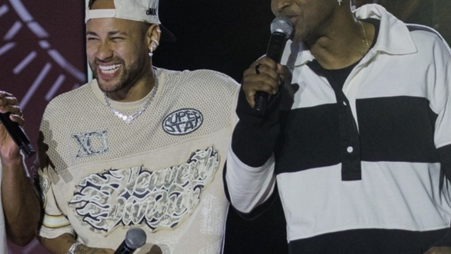 O recado de Neymar em clima de show. Será que Ancelotti deve acreditar?