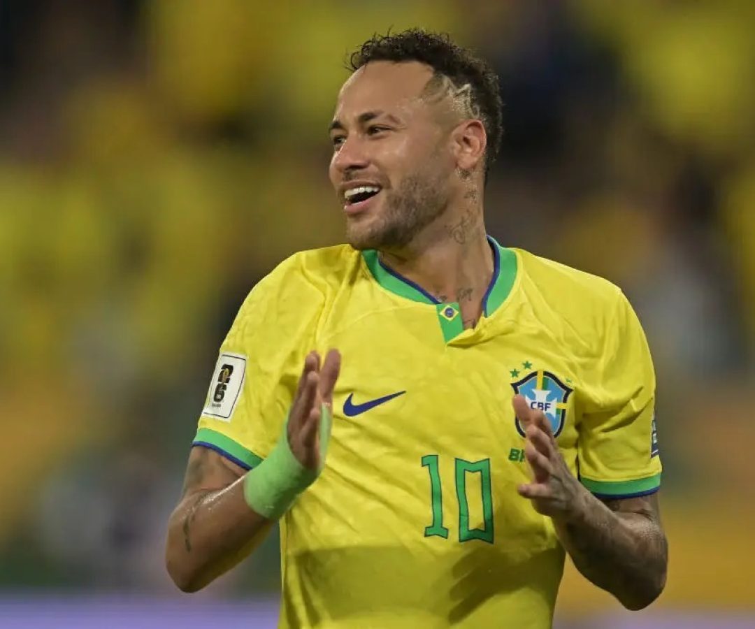 Neymar nunca esteve fora: convocação apoteótica expõe a força e a pressão  dos patrocinadores