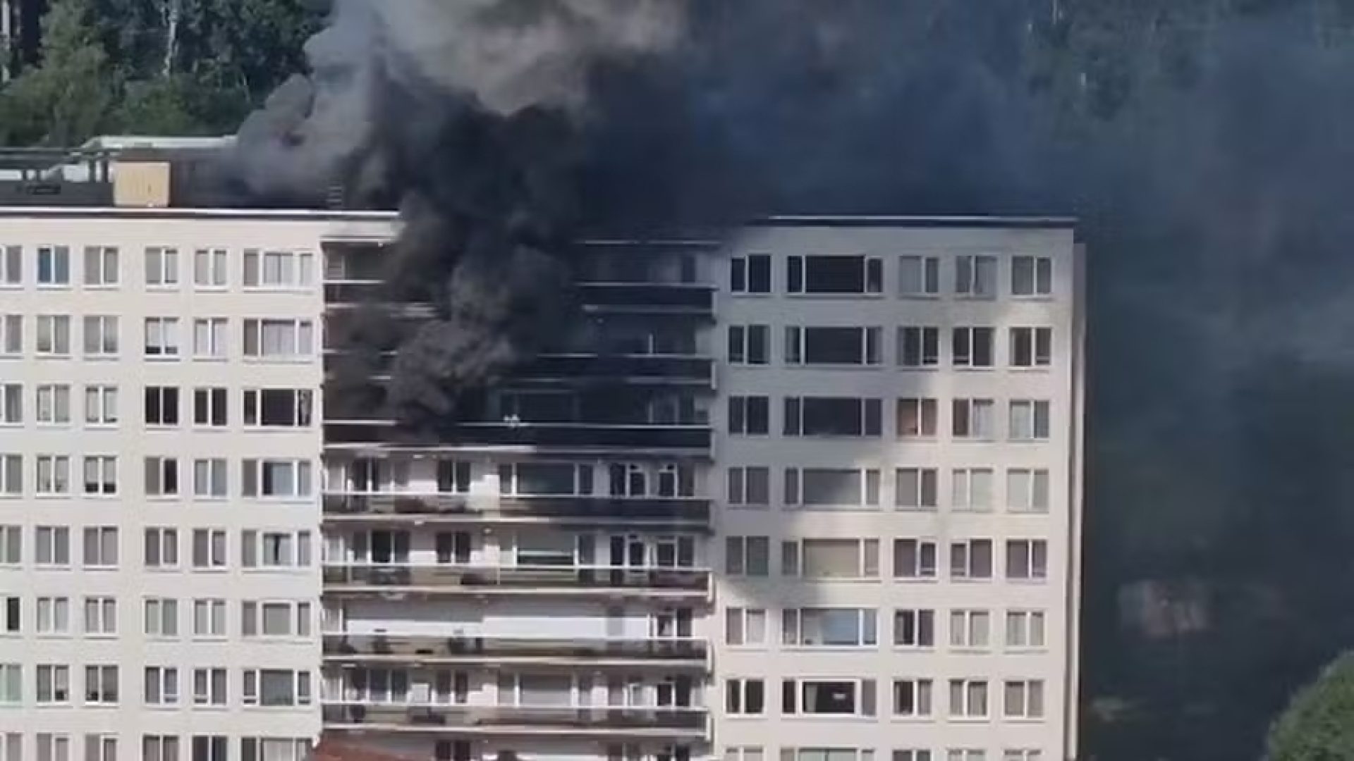 Incendio-em-predio-residencial.jpg