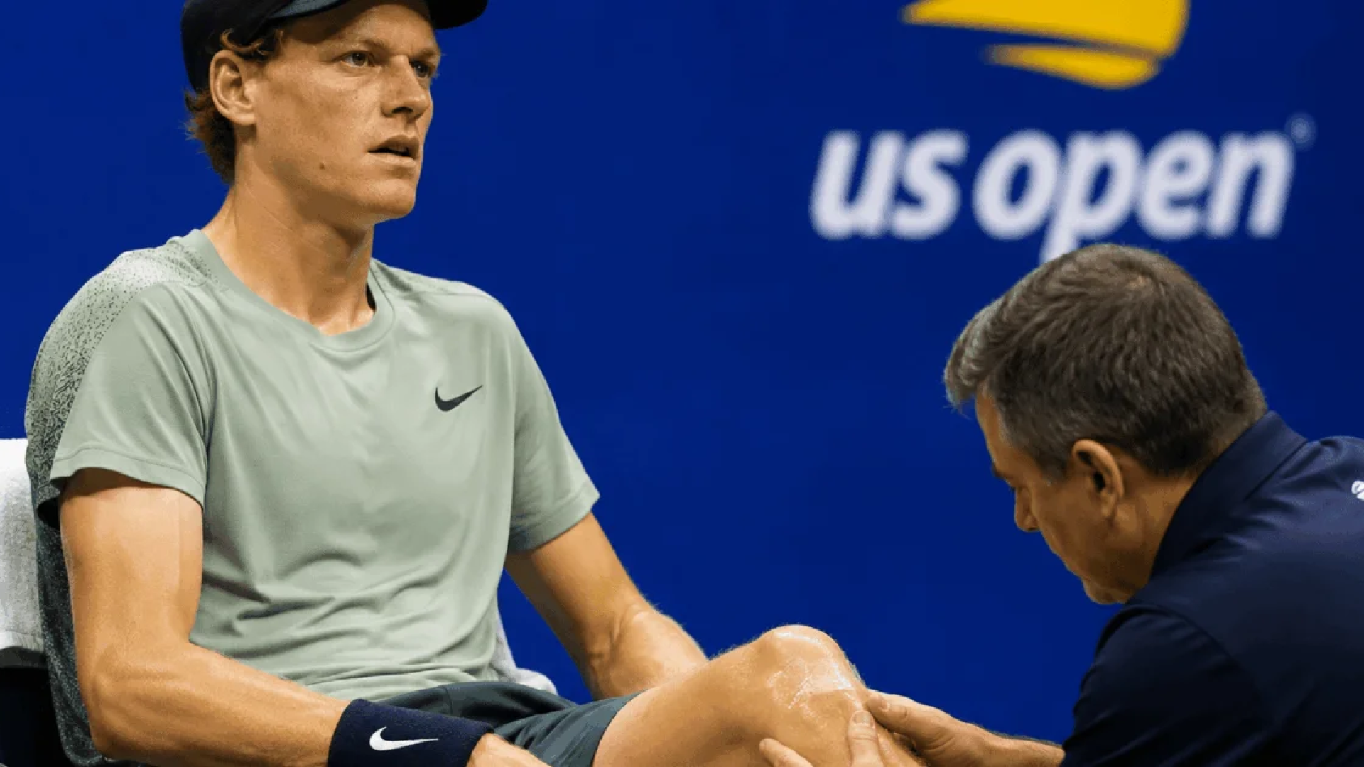 Jannik Sinner faz exames em Turim e define futuro no US Open