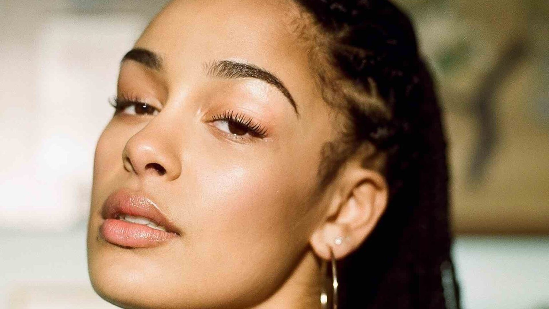 jorja smith 1 1536x1536