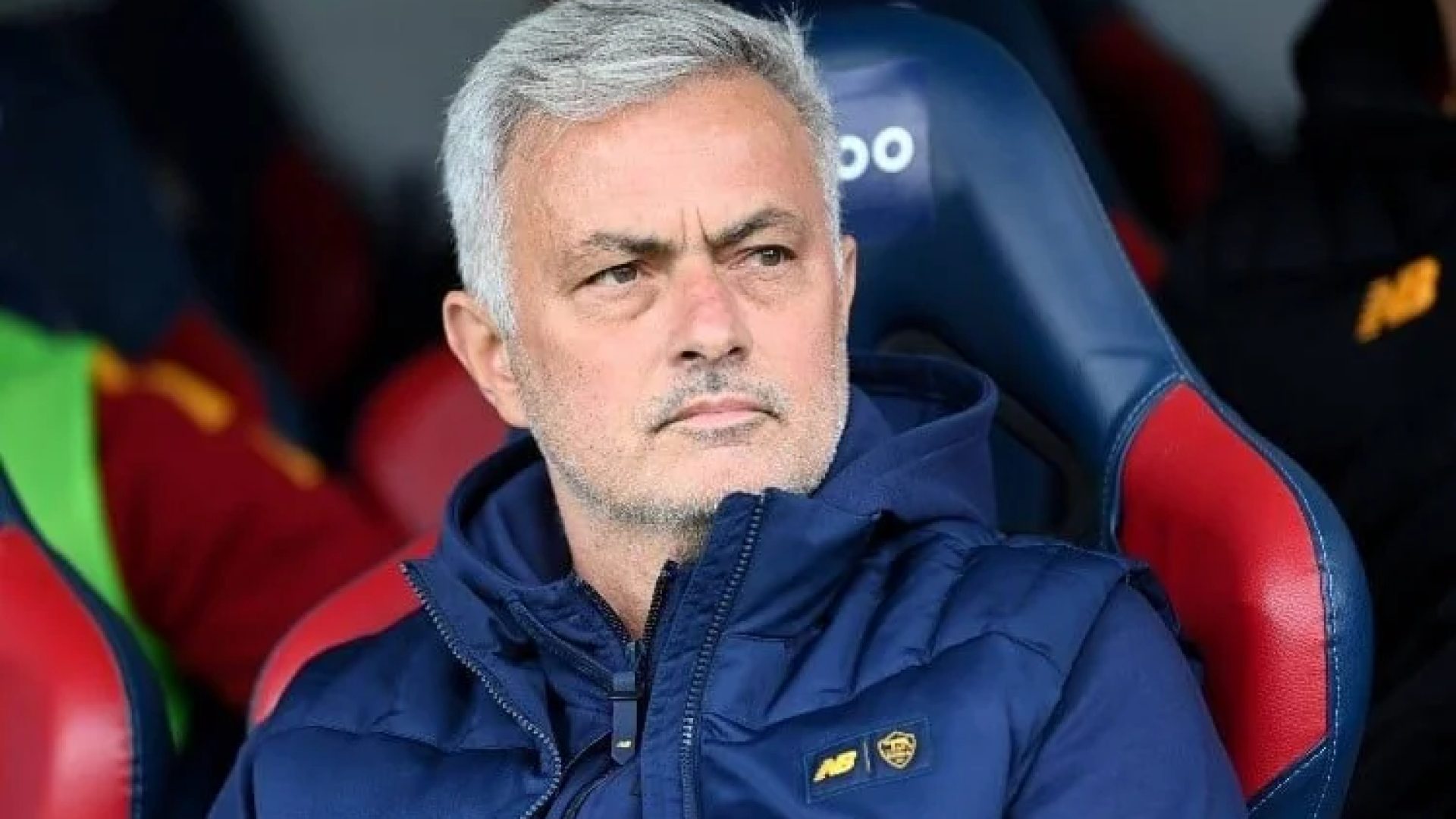 Mourinho retorna ao Real Madrid e deixa o Benfica