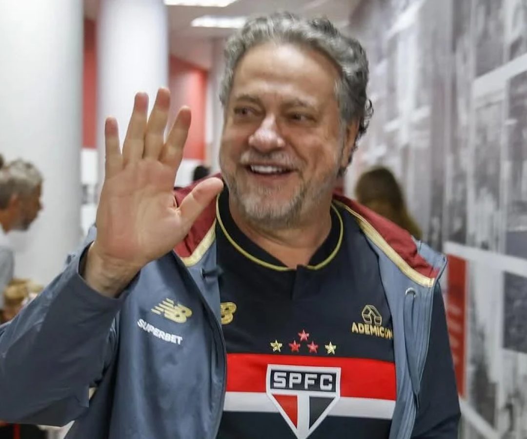 Quais são os próximos passos após a aprovação do impeachment de Casares?