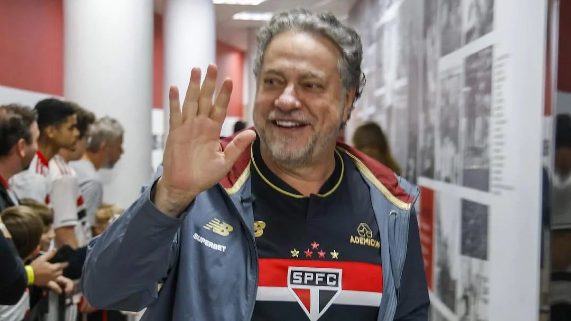 Quais são os próximos passos após a aprovação do impeachment de Casares?