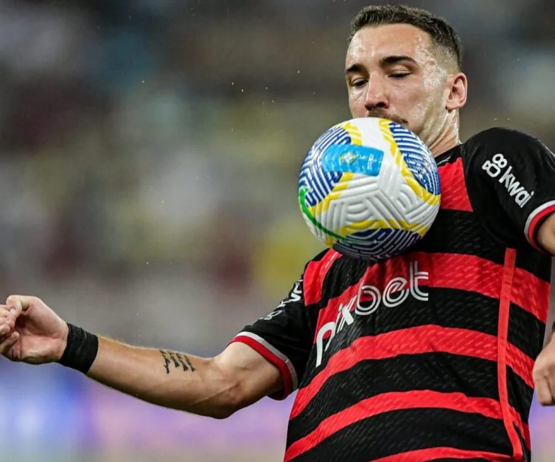 Flamengo divulga relacionados sem Léo Ortiz e pode poupar peças contra o Atlético-MG