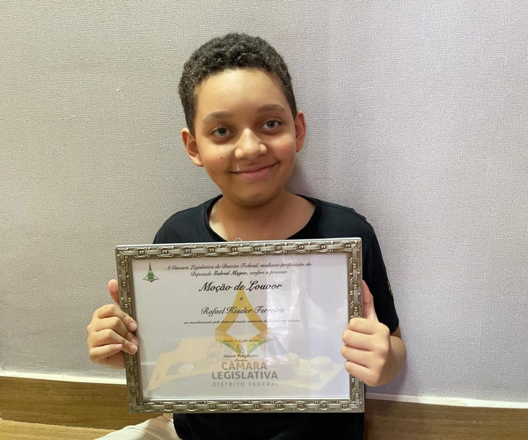 Menino brasiliense de 11 anos cria fórmula matemática inédita 