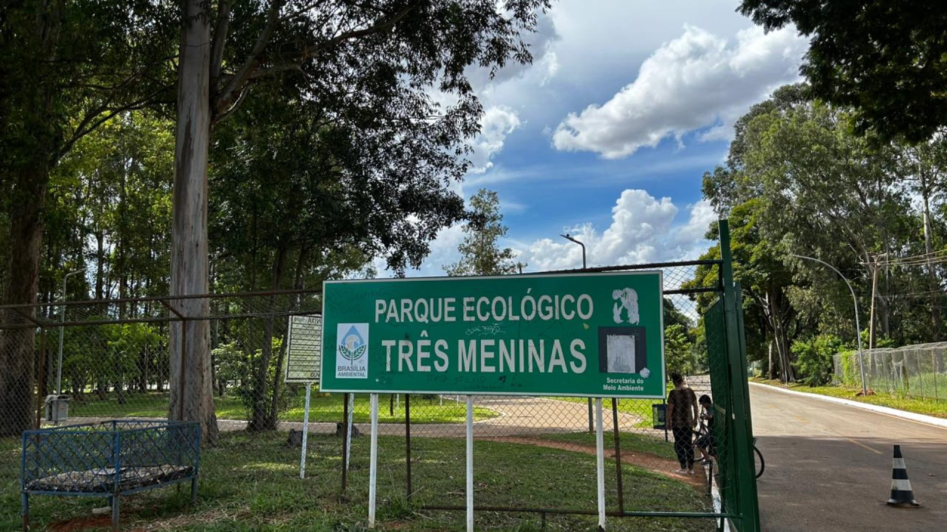 Moradores cobram melhorias no Parque Três Meninas