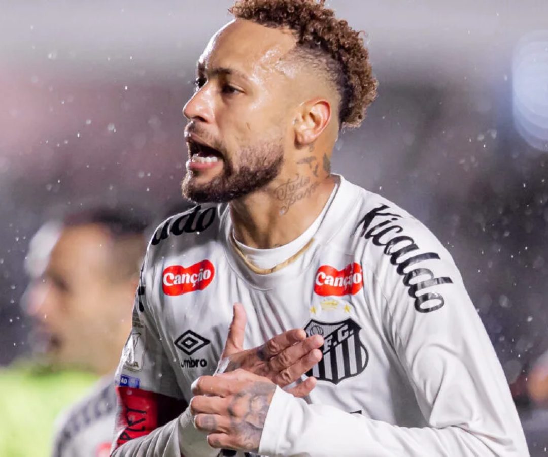 Às vésperas da convocação de Ancelotti, Cuca elogia Neymar: ‘Lances geniais’
