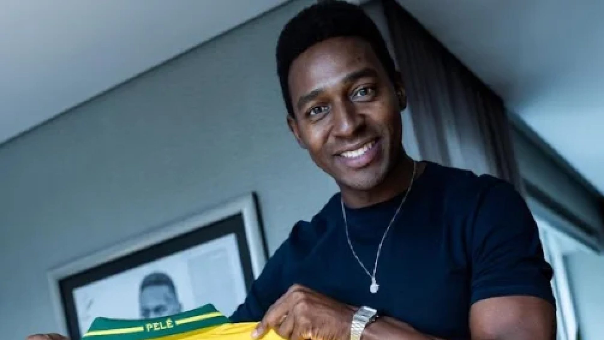 Pelé: O ator Lucas Agrícola