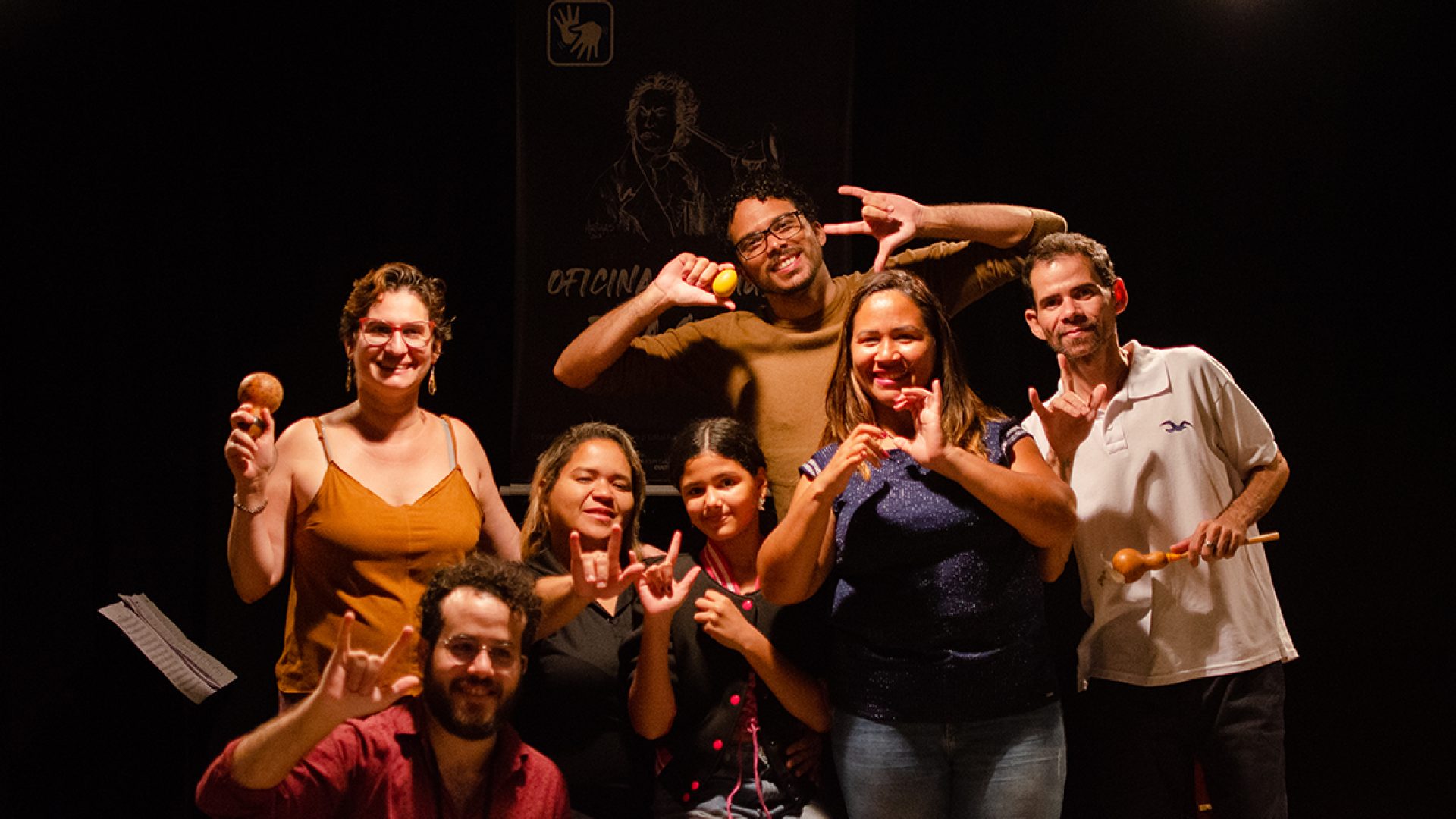 Oficina gratuita de música para surdos abre inscrições no DF