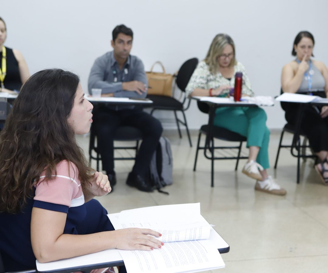 População em situação de rua: GDF discute consolidação de política distrital