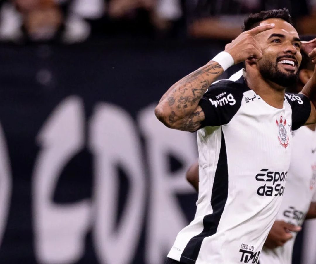 Corinthians vence Santa Fé na Libertadores e encerra jejum em casa