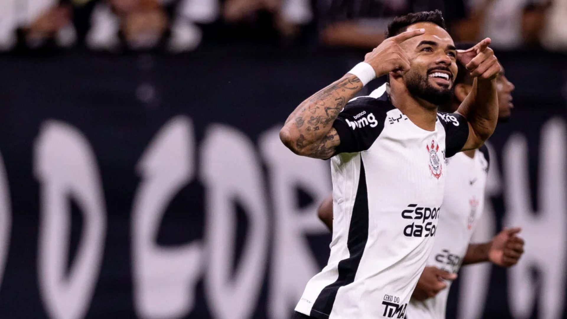 Corinthians vence Santa Fé na Libertadores e encerra jejum em casa