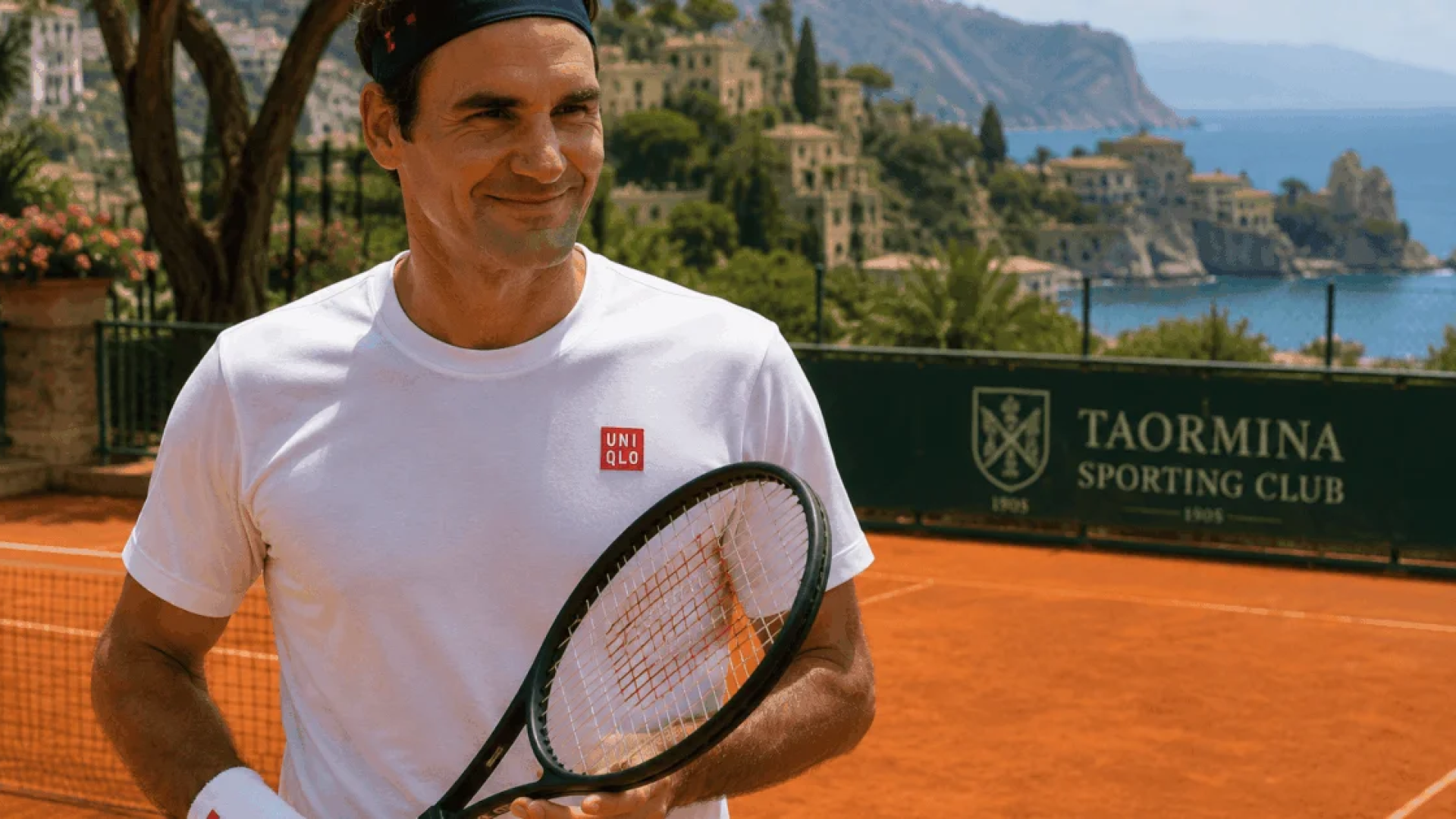 Roger Federer aproveita férias e joga tênis na Sicília