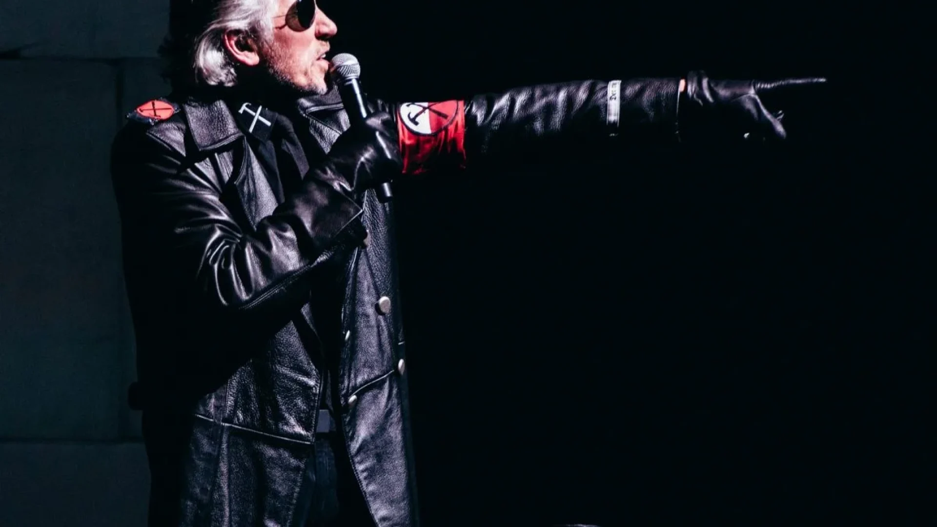 Roger Waters lança música com menção a Marielle Franco