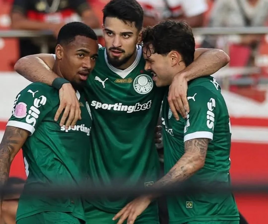 Palmeiras encara Vitória em casa para reagir no Brasileirão