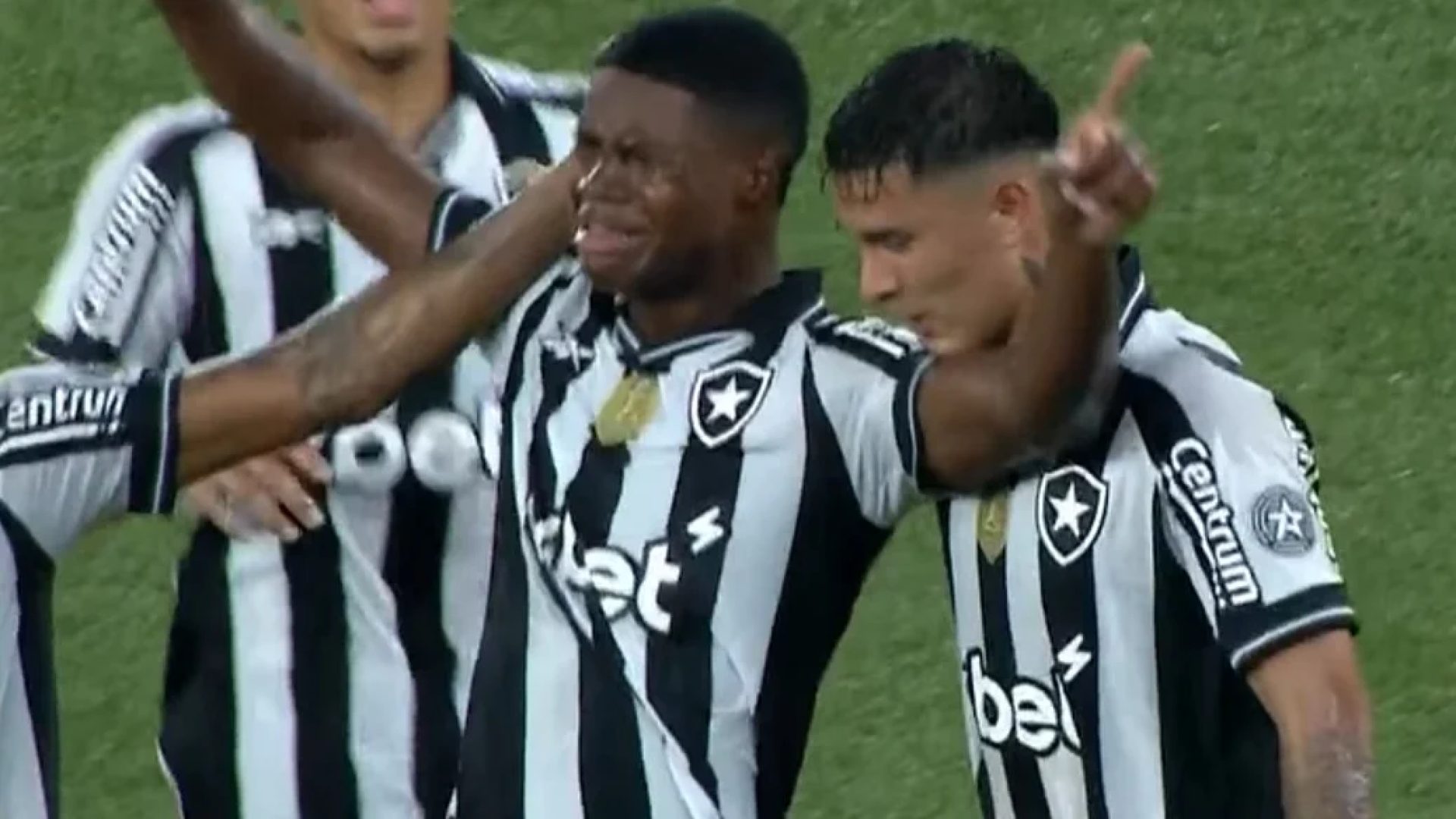 Botafogo conta com estrela de Kadir para virar sobre o Sport e ‘dormir’ no G-5