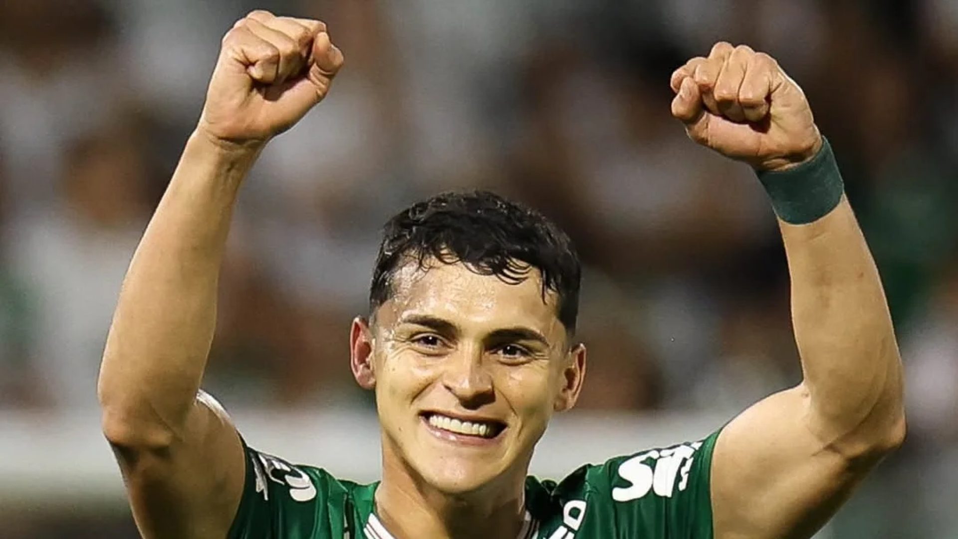 Palmeiras mostra bom futebol, goleia o Vitória e vence a primeira pelo Brasileirão
