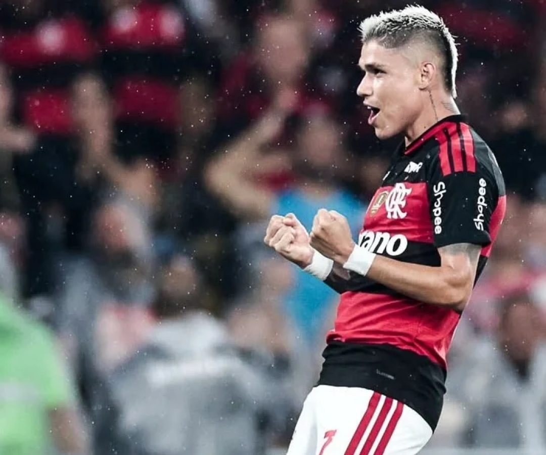Flamengo confirma favoritismo, passa fácil pelo Remo e retorna ao G-4 do Brasileirão