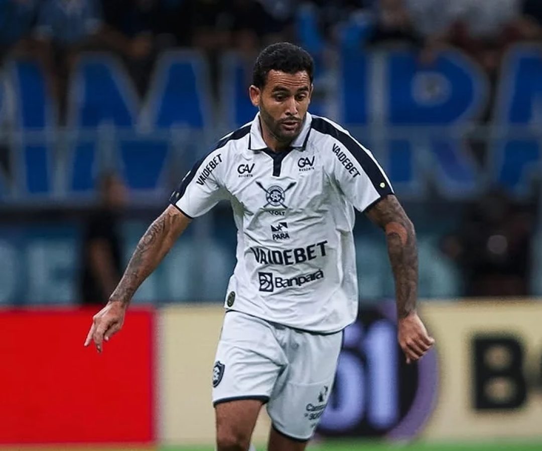 Grêmio não aproveita expulsão de rival e empata sem gols com o Remo no Brasileirão