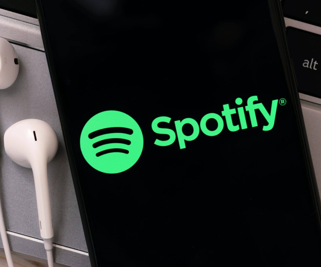 Indústria de ‘feats’ domina as mais ouvidas e bate músicas solo no Spotify