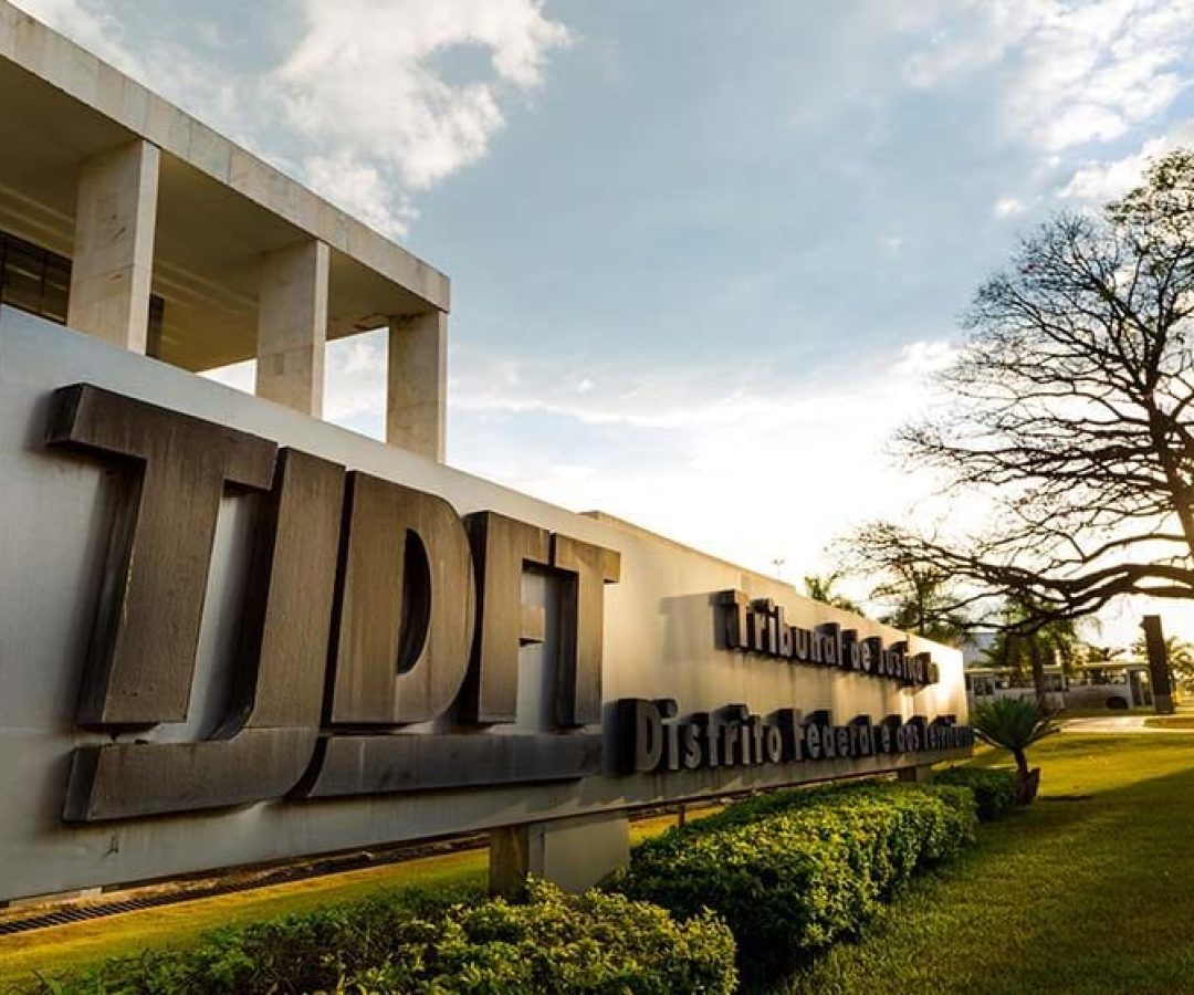 TJDFT mantém indenização contra academia por acidente em esteira