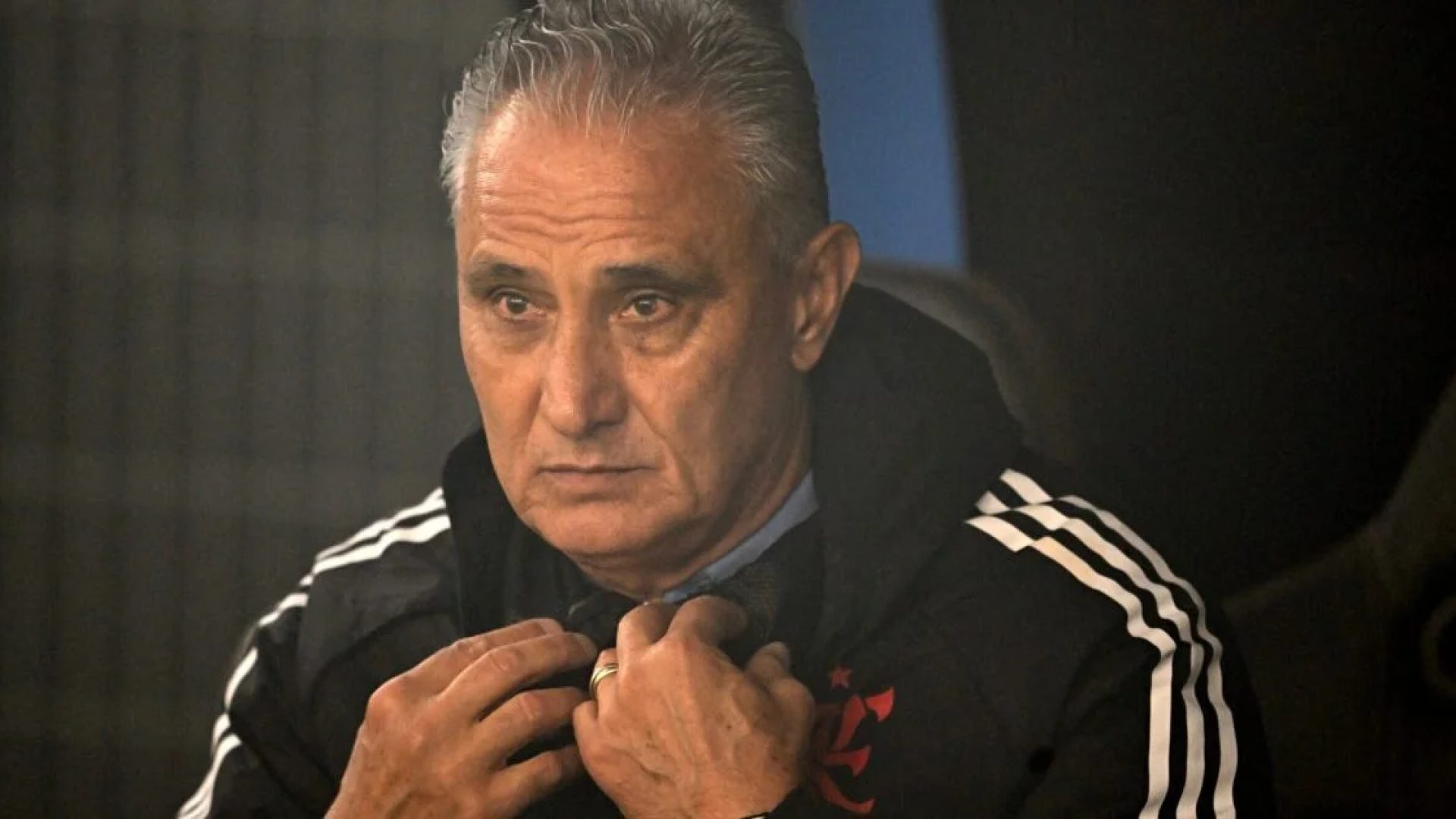 Tite anuncia volta ao futebol: ‘Estou pronto para retornar às atividades’