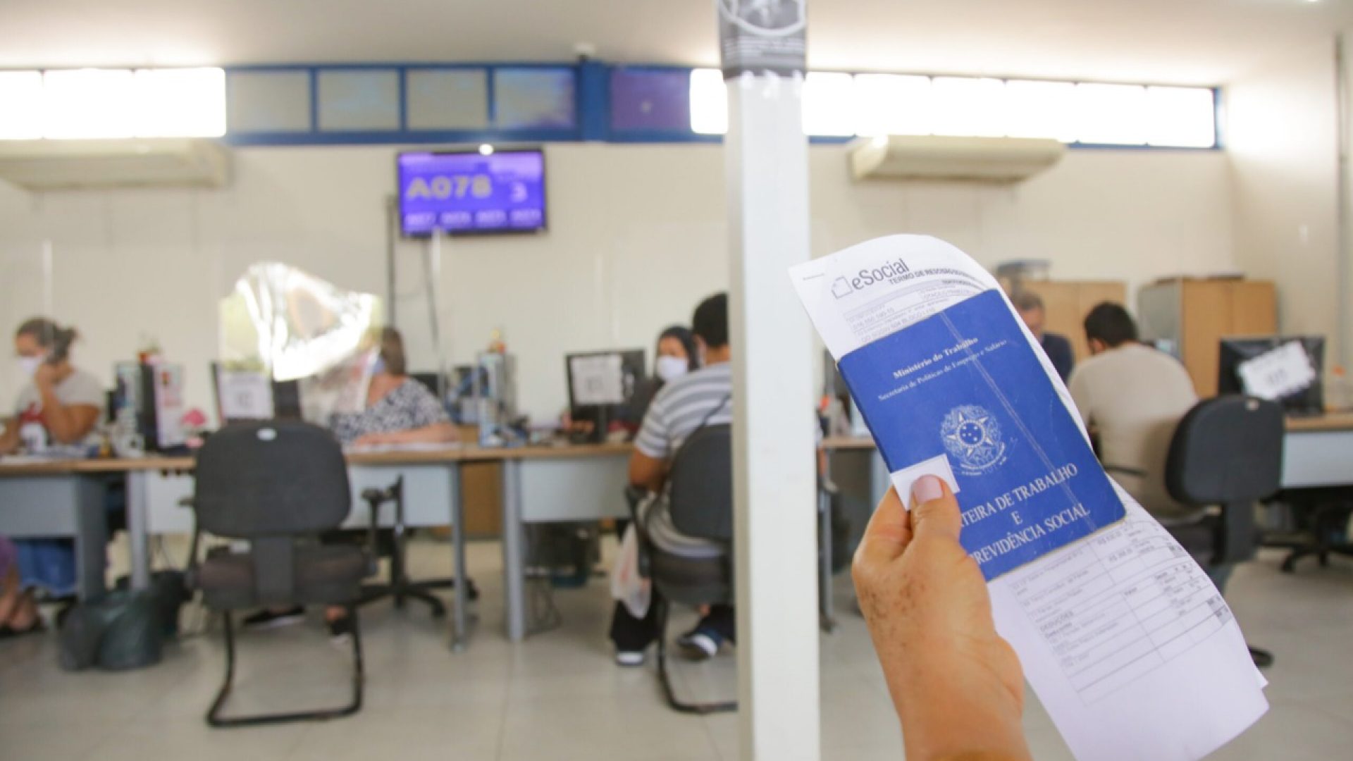 Distrito Federal oferece 783 vagas de emprego nesta terça (24)