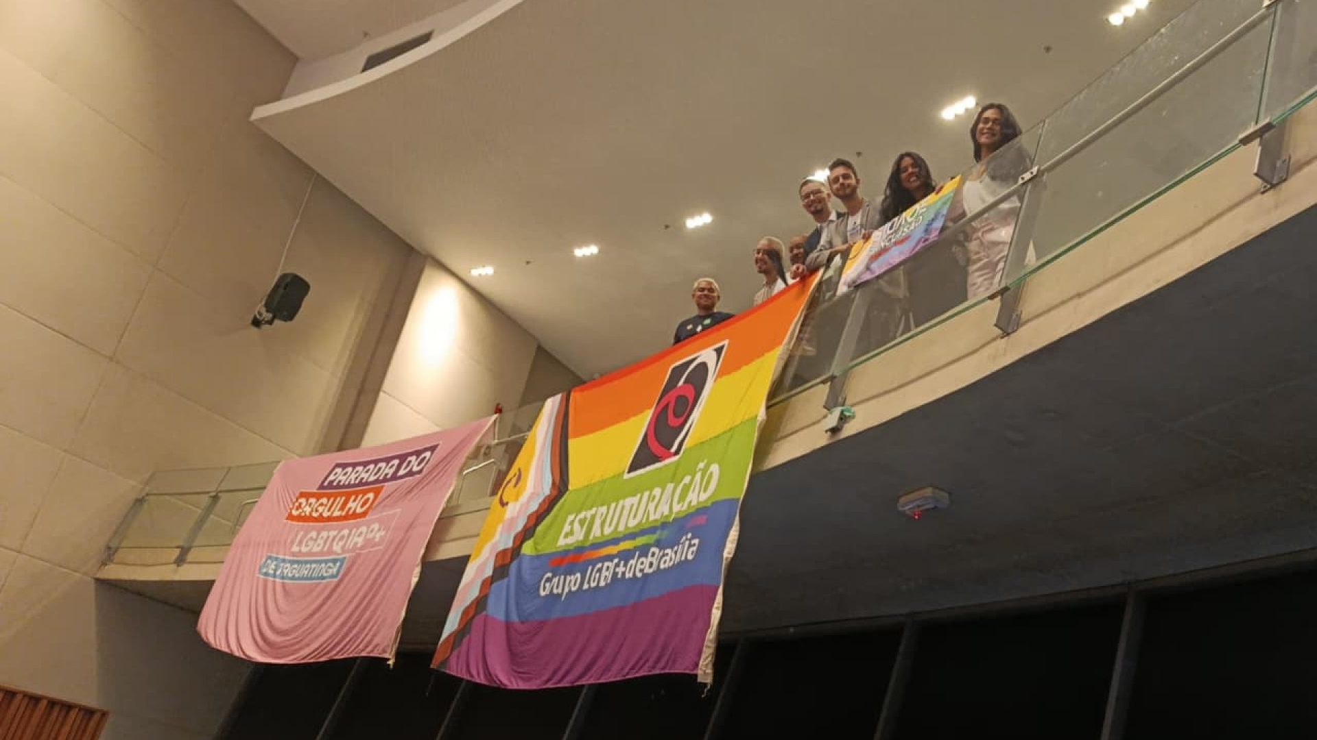 CLDF aprova punição para quem promover a chamada “cura gay”
