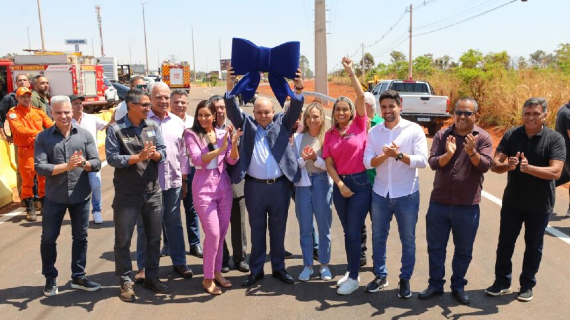 baneis Rocha inaugura marginal da BR-040