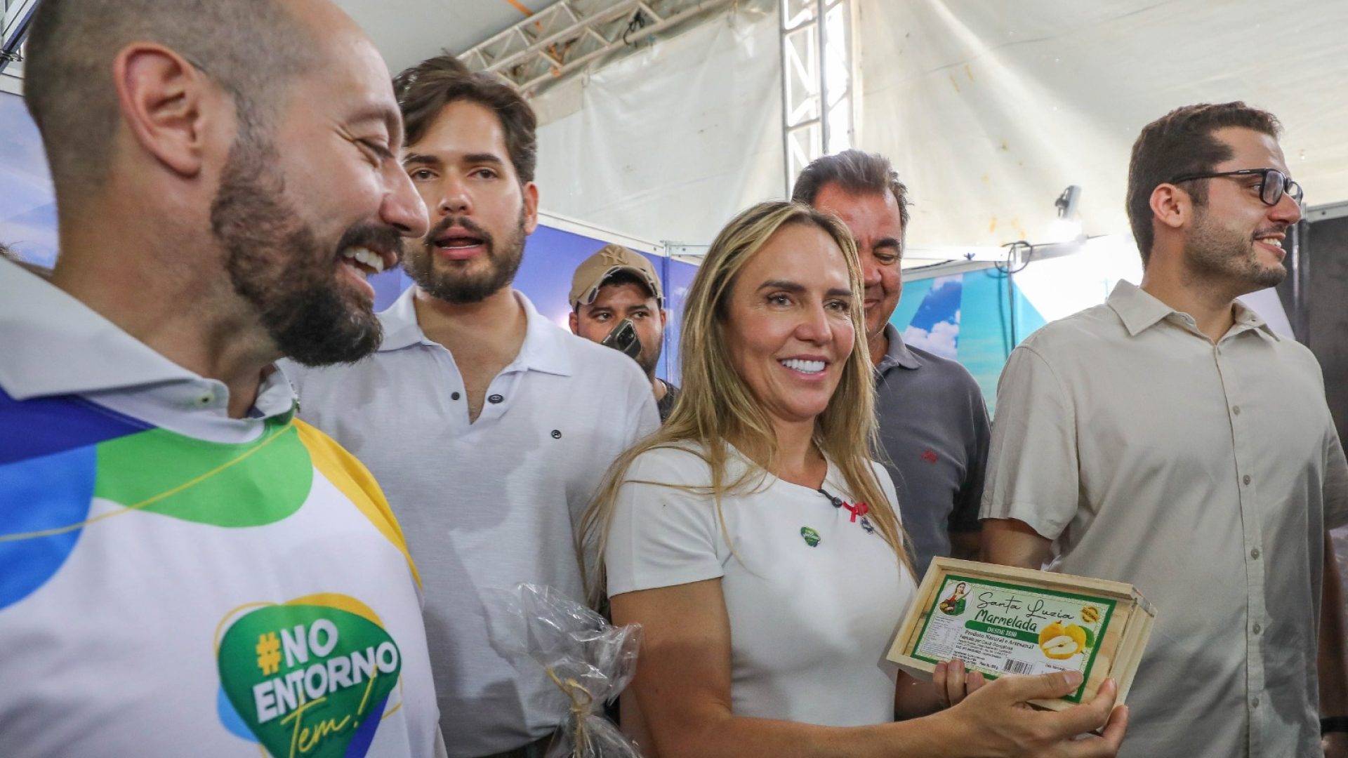 Celina Leão participa de feira na Torre de TV e destaca integração entre DF e Entorno