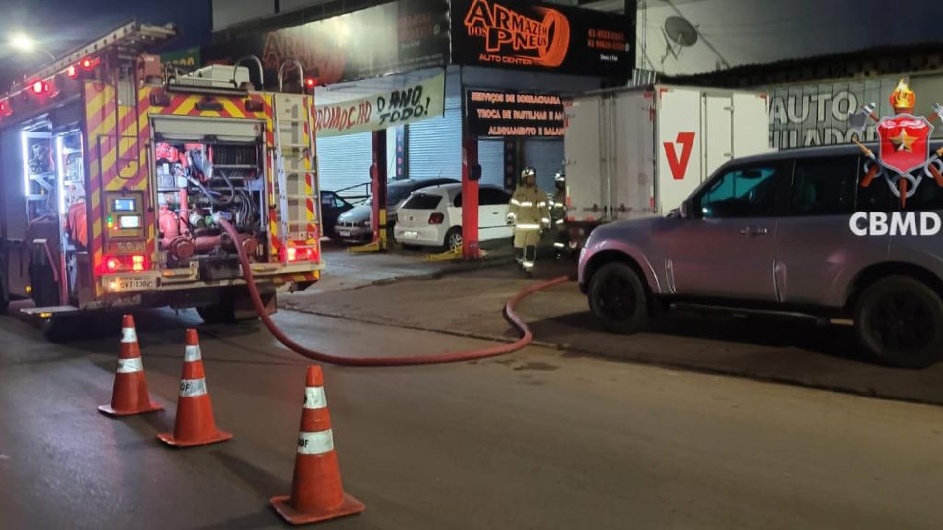 Bombeiros controlam princípio de incêndio em posto de combustíveis em Planaltina