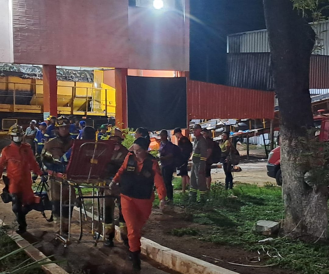 Funcionário fica ferido após acidente em esteira de reciclagem na L4 Sul