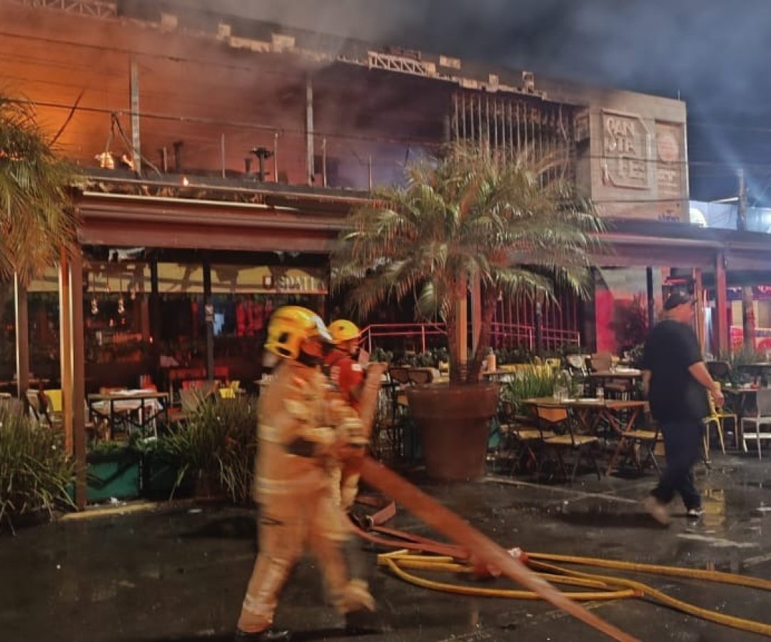 Incêndio atinge edificação em São Sebastião; CBMDF controla as chamas e aciona Defesa Civil