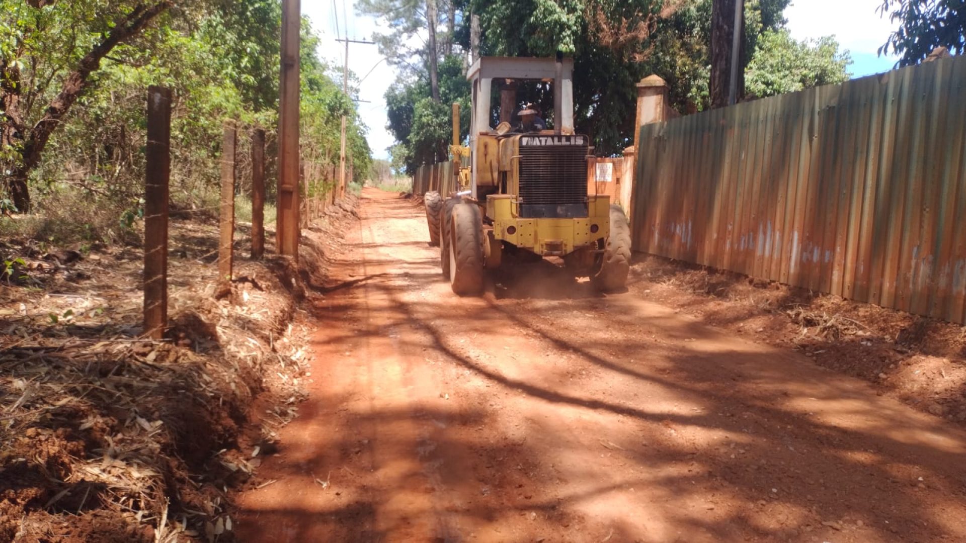 RF) GDF reforça manutenção de vias rurais no Jardim Botânico antes do período chuvoso