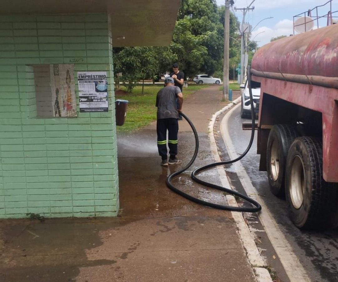 Ações de limpeza são intensificadas no Cruzeiro