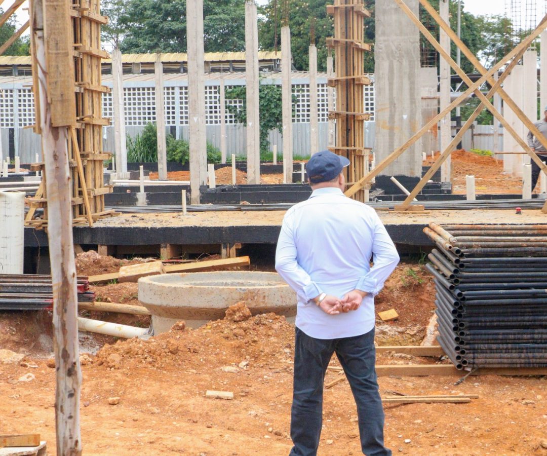Ibaneis Rocha visita obras do Hospital de Brazlândia e destaca investimento de R$ 20 milhões na unidade
